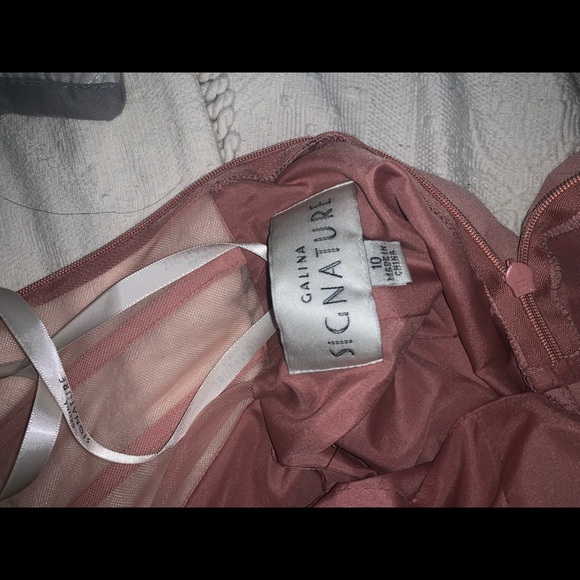 SIZE 10 - Picture 6 of 7